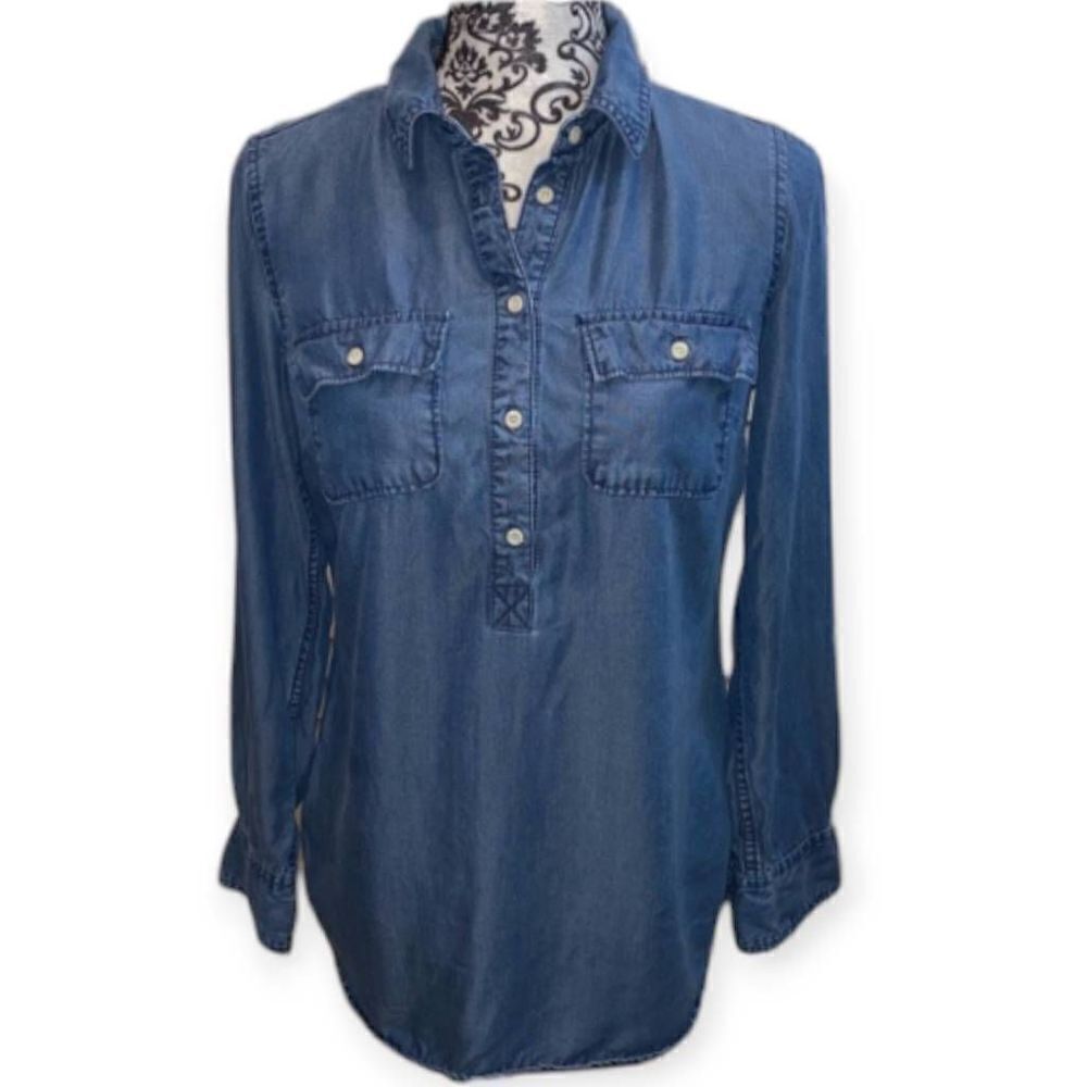 A NEW DAY DENIM BLUE BLOUSE SZ.XS EUC.
